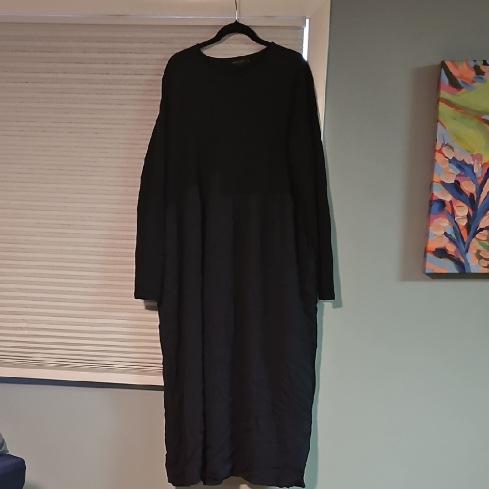 Elegant Black Maxi Dress